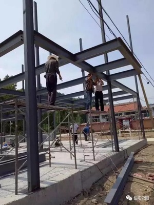 施工隊作品展丨當保溫墻板遇上鋼結(jié)構(gòu),裝配式作業(yè)就是這么強!